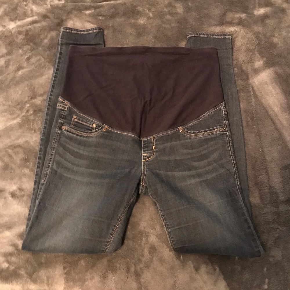 Maternity skinny jeans